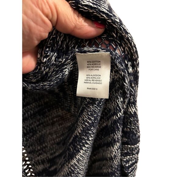 RXB Women’s Size M Blue Knit Sleeveless Vest Knit Cardigan - Picture 12 of 12